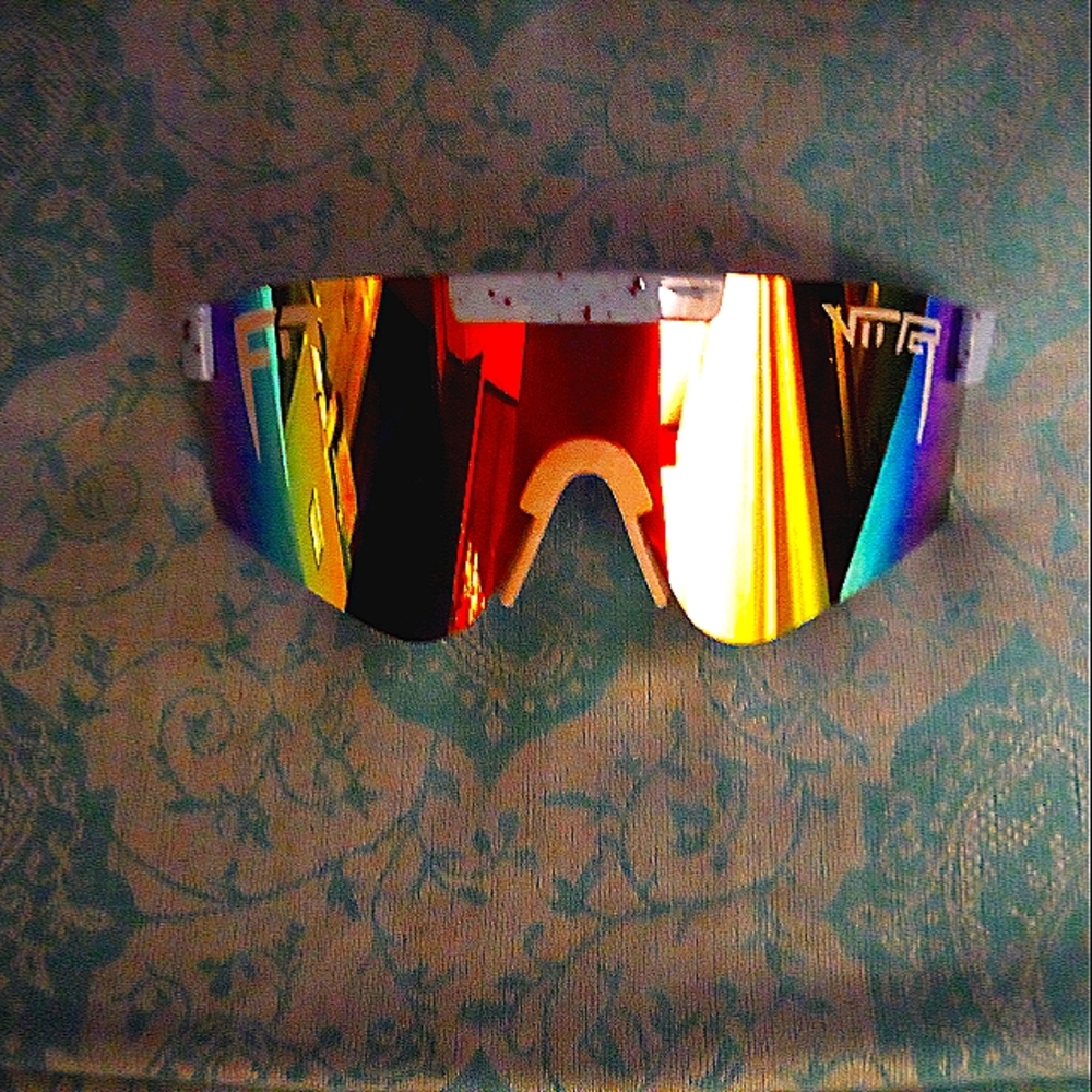 Fit Viter U.V.400 Polarized multicolor Sunglasses w/ adjustable E~Spot & Frames